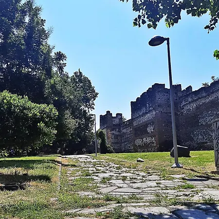 New With Backyard Apartment Thessaloniki