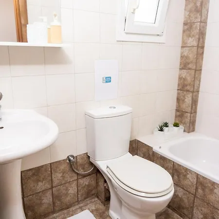 Appartement Dimitra's Cosy In Old Town With Backyard Thessaloniki
