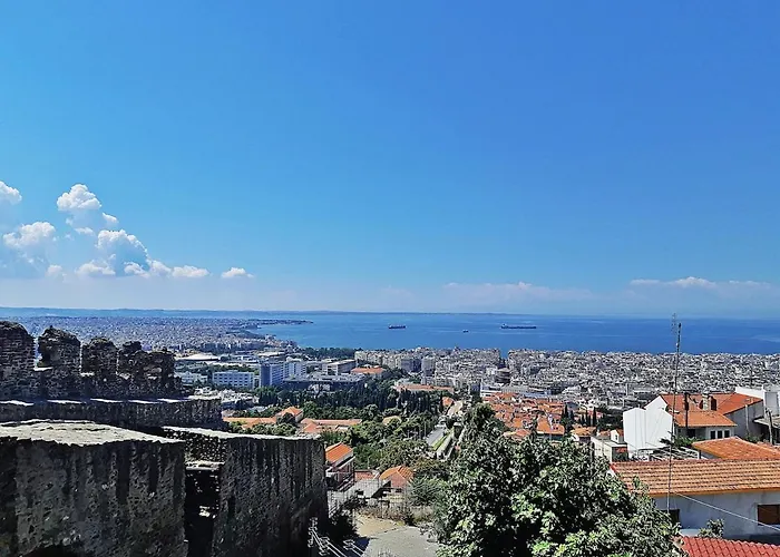 Dimitra's Cosy In Old Town With Backyard Thessaloniki