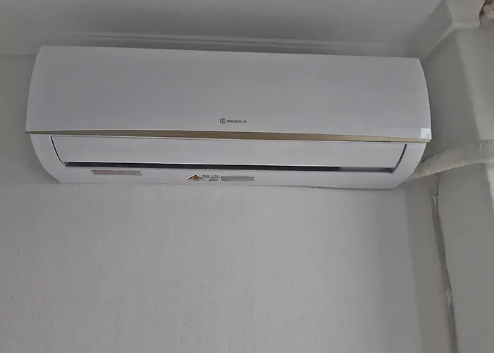 Dimitra's Cosy In Old Town With Backyard Apartment