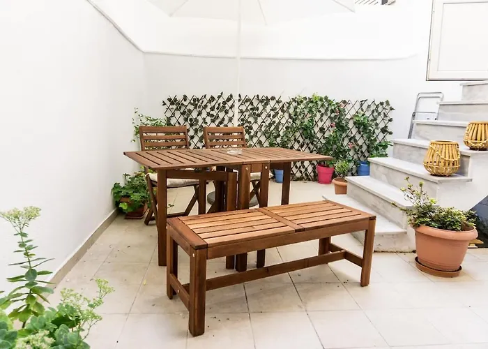 Dimitra's Cosy In Old Town With Backyard * Thessaloniki