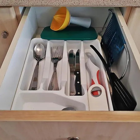 Dimitra's Cosy In Old Town With Backyard Selanik