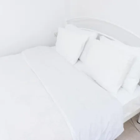 아파트 Dimitra's Cosy In Old Town With Backyard