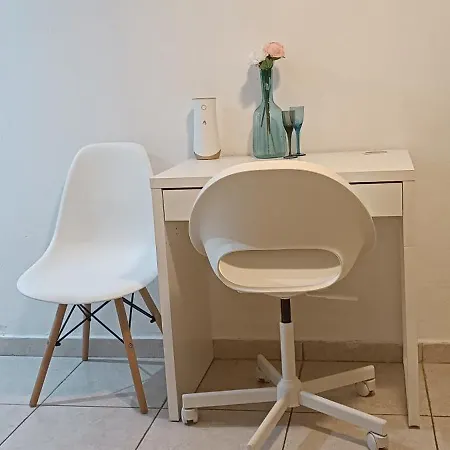 Dimitra's Cosy In Old Town With Backyard 아파트 *