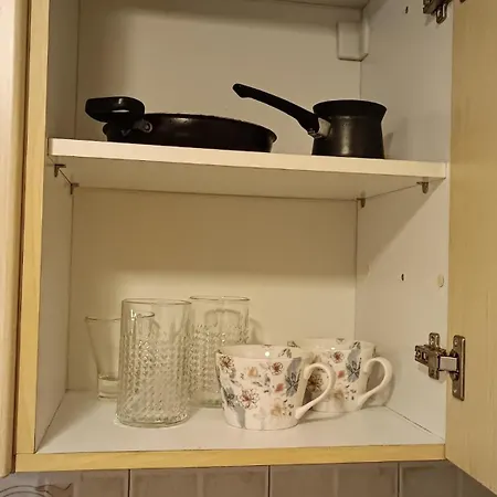 Dimitra's Cosy In Old Town With Backyard *